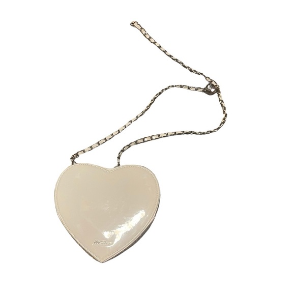 NWOT Betsey Johnson Elegant Heart-Shaped Beige Bridal Bag - Picture 9 of 12